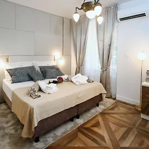 Garden Luxury Guest house