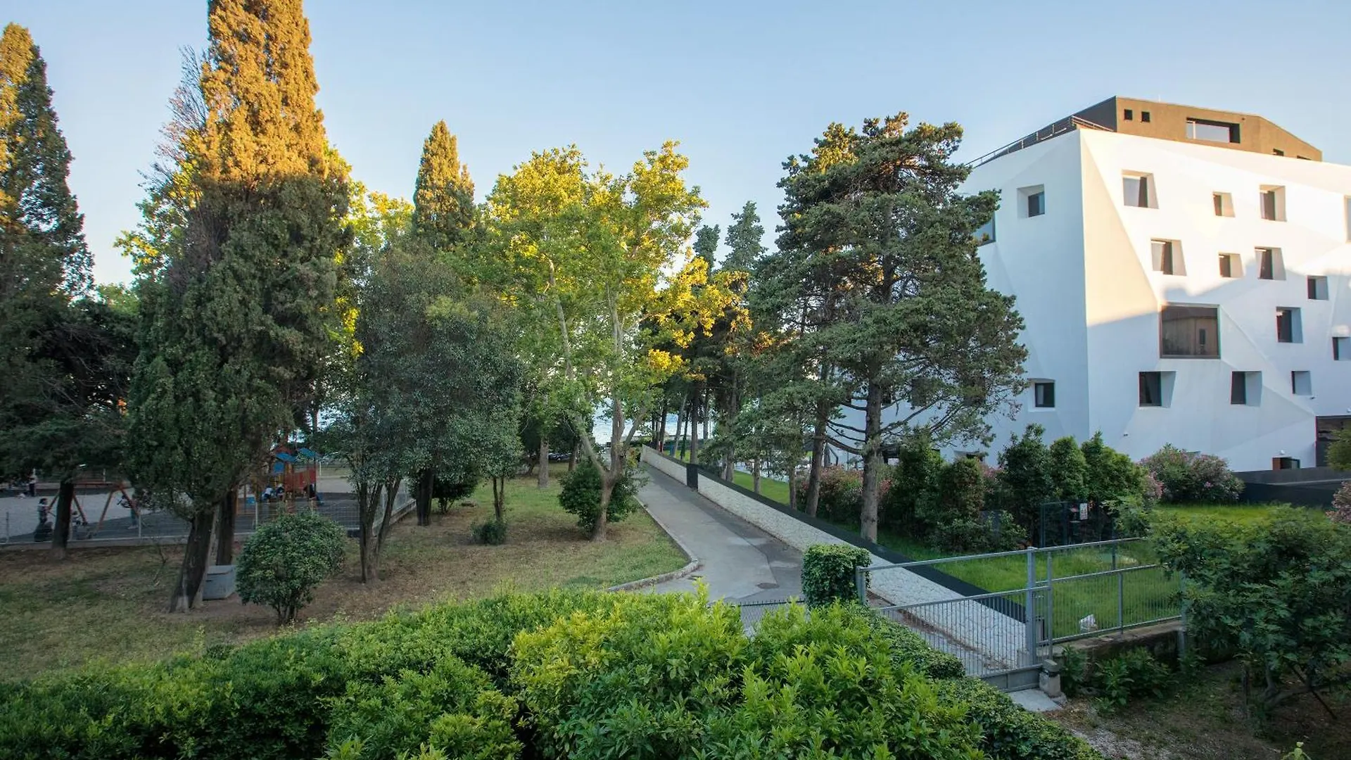 Green Park Luxury Rooms 2 Split 4*,